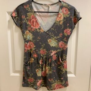 Floral V-neck Top